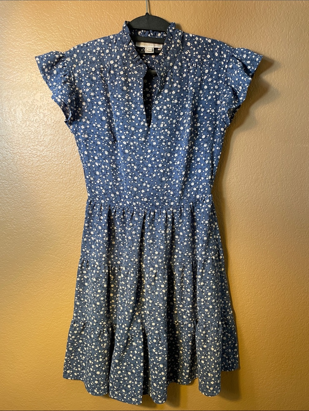 Women's Blue Floral Casual Tiered Dress with Flutter Sleeves